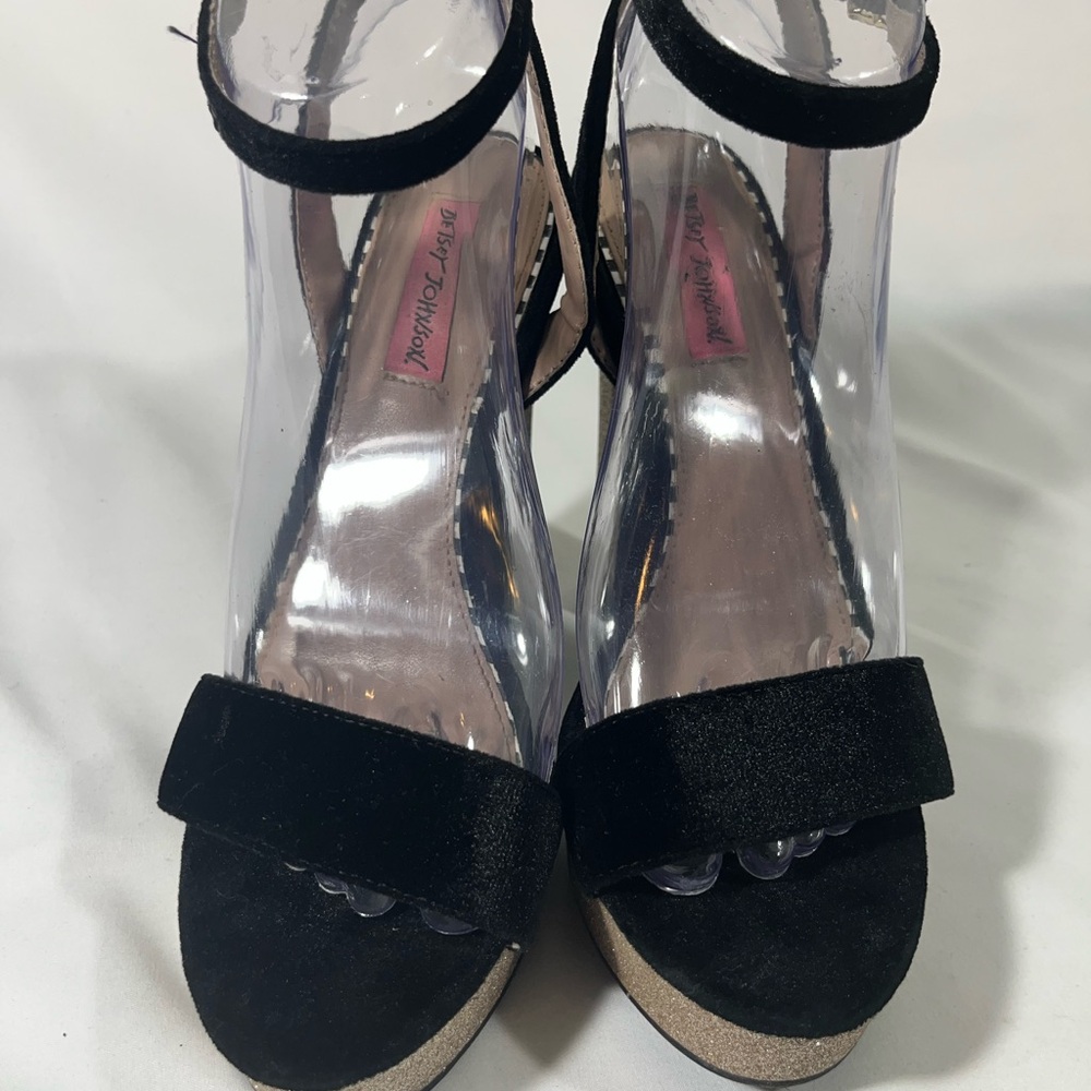 BETSY JOHNSON MATTIE BLACK VELVET PLATFORM GOLD GLITTER HEELS 7.5M PREOWNED - Picture 2 of 12